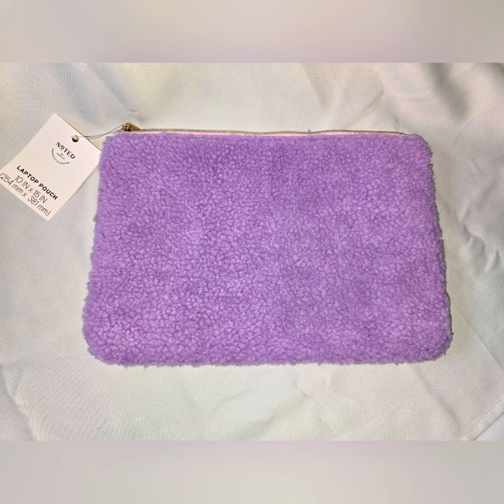 Noted by Post-it 3M Laptop Pouch Sleeve 10”x 15” Purple Soft Sherpa Cover NWT